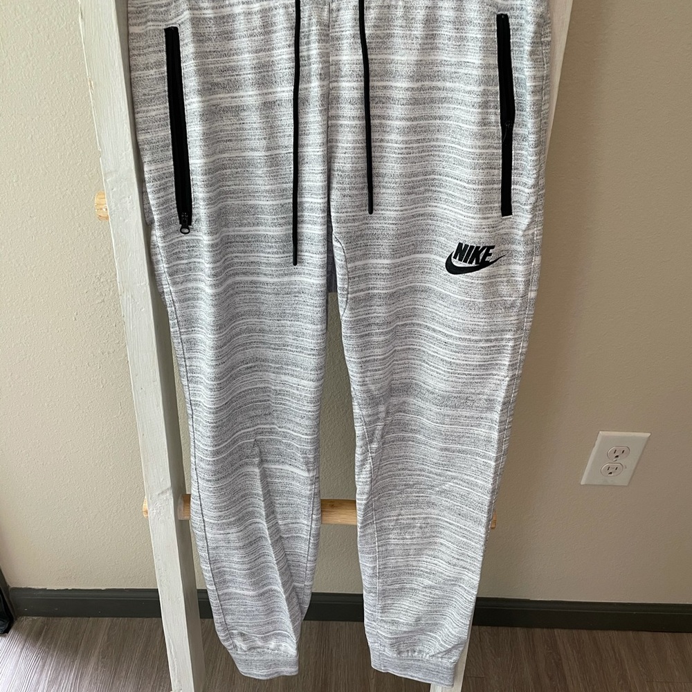 Nike Joggers